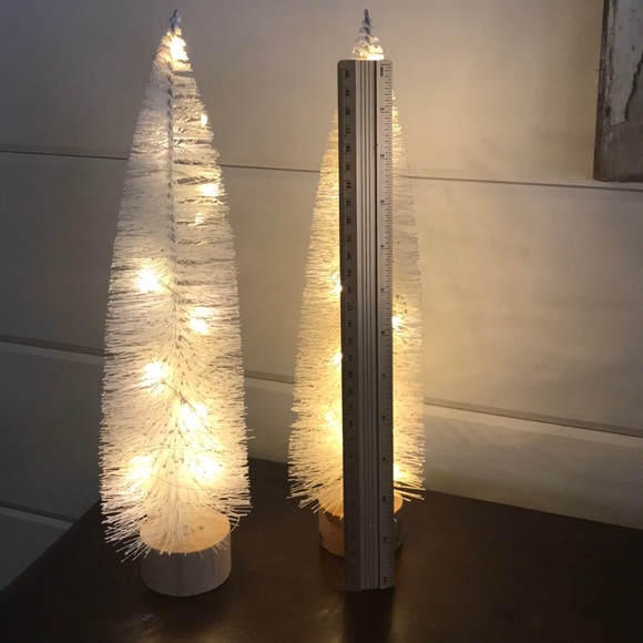 Set of 2 New Lighted Bottle Brush Trees - Picture 8 of 12